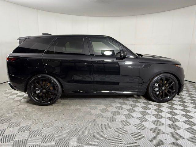 new 2025 Land Rover Range Rover Sport car, priced at $124,425