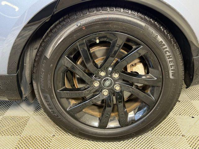 used 2020 Land Rover Discovery car, priced at $26,500