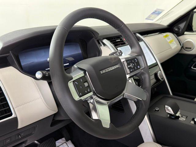 new 2025 Land Rover Discovery car, priced at $67,525