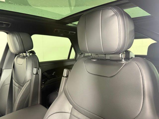 new 2025 Land Rover Range Rover Sport car