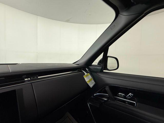 new 2025 Land Rover Range Rover car, priced at $183,270