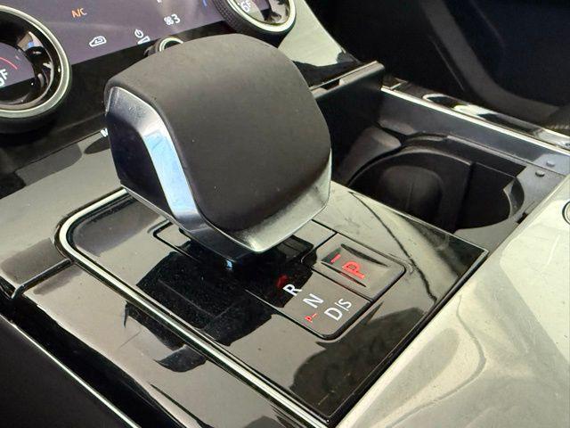 used 2021 Land Rover Range Rover Velar car, priced at $32,500