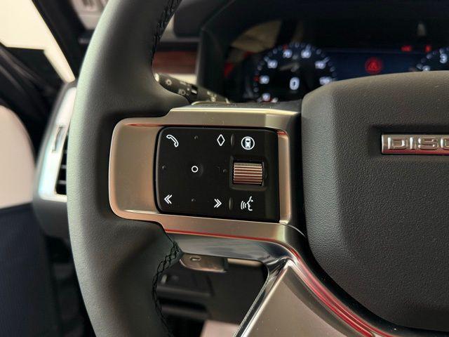 used 2025 Land Rover Discovery car, priced at $50,900