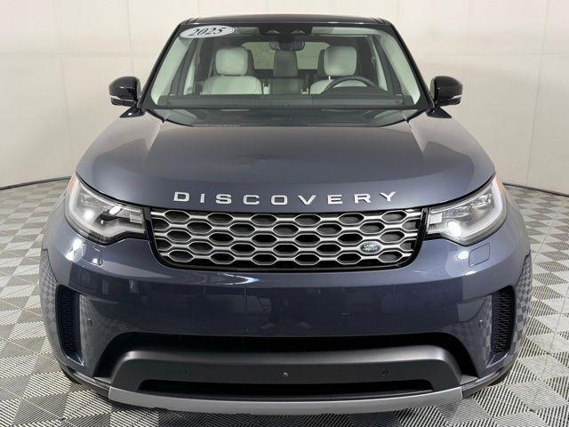 used 2025 Land Rover Discovery car, priced at $50,900