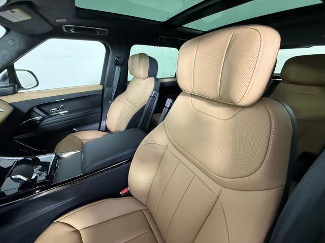 new 2025 Land Rover Range Rover Sport car, priced at $143,015