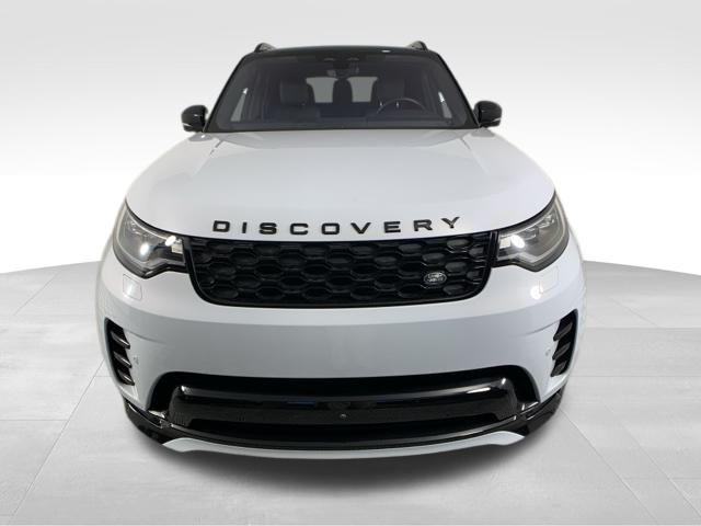 used 2022 Land Rover Discovery car, priced at $45,900