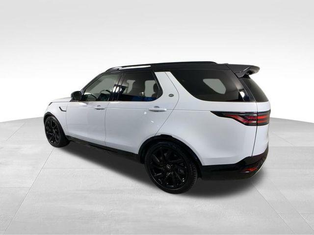 used 2022 Land Rover Discovery car, priced at $45,900