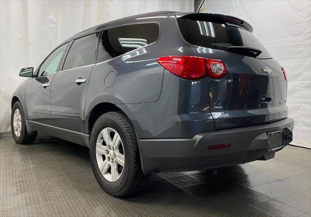 used 2010 Chevrolet Traverse car, priced at $9,999