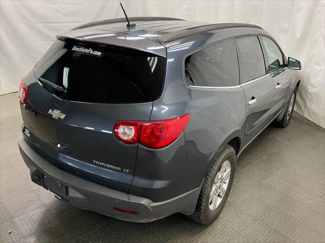 used 2010 Chevrolet Traverse car, priced at $9,999