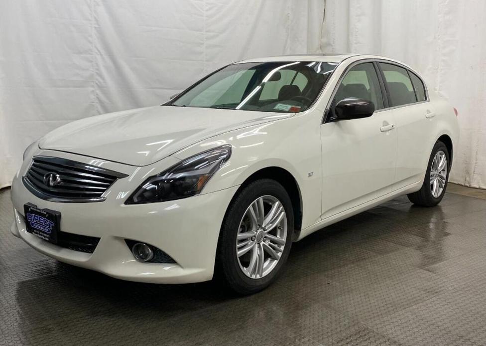 used 2015 INFINITI Q40 car, priced at $13,999