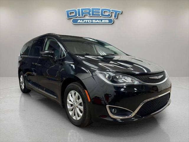 used 2019 Chrysler Pacifica car, priced at $15,500