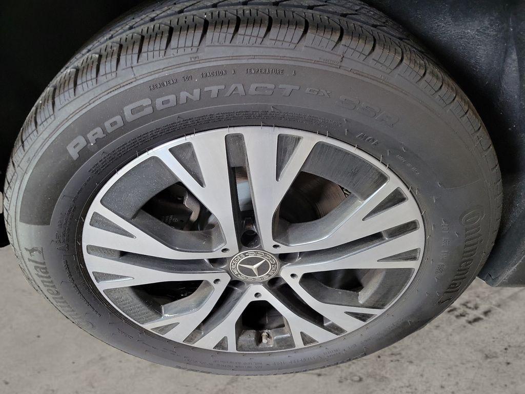 used 2024 Mercedes-Benz GLB 250 car, priced at $42,966