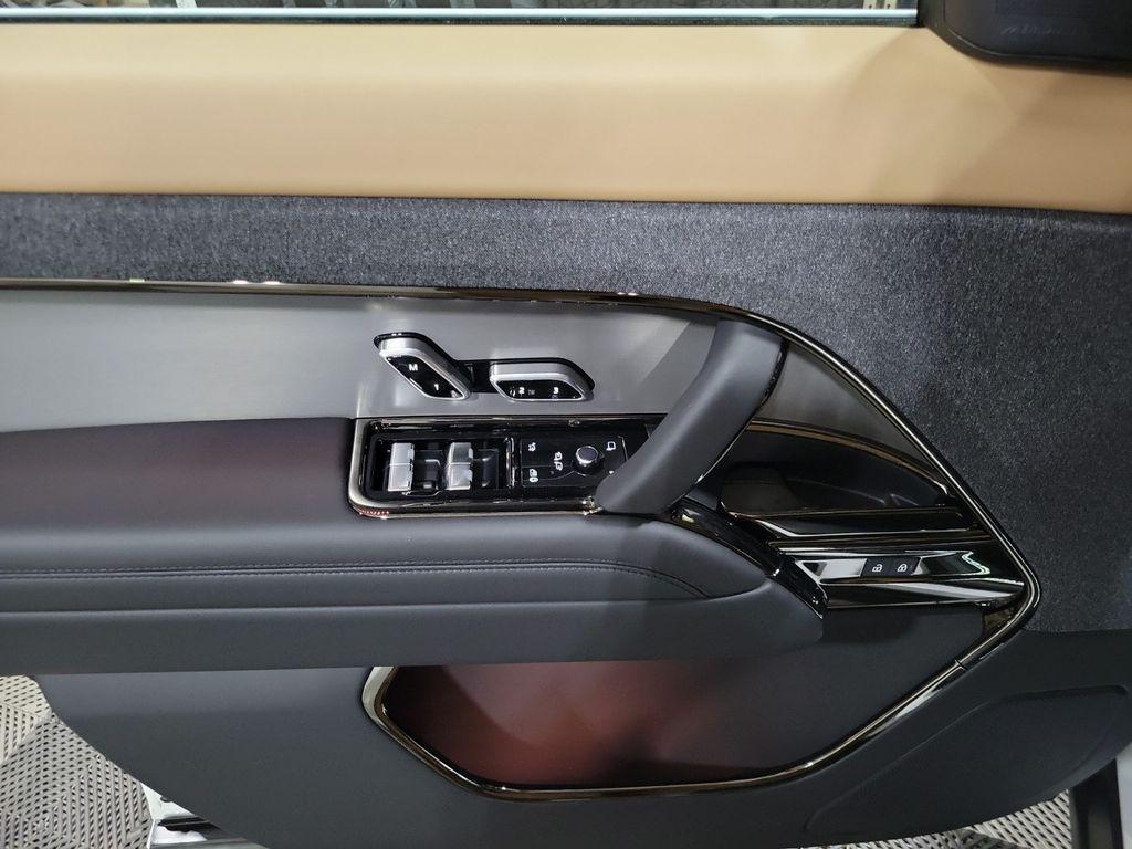 new 2025 Land Rover Range Rover Sport car, priced at $104,225