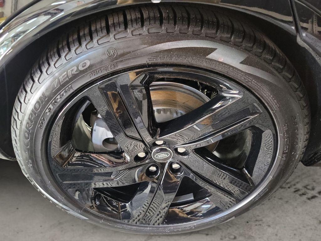 new 2025 Land Rover Discovery car, priced at $75,343