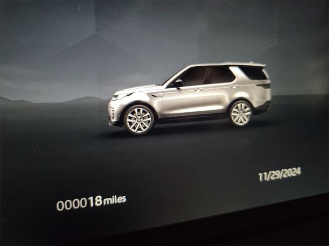 new 2025 Land Rover Discovery car, priced at $80,428