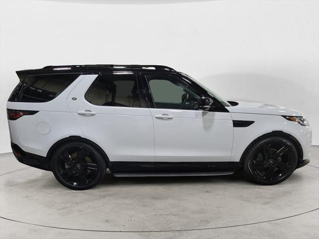 new 2025 Land Rover Discovery car, priced at $80,525