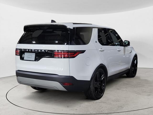 new 2025 Land Rover Discovery car, priced at $66,778