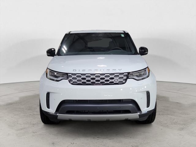 new 2025 Land Rover Discovery car, priced at $66,778