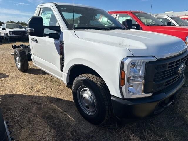 new 2024 Ford F-250 car, priced at $46,885