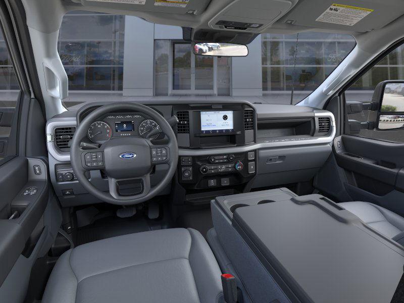 new 2025 Ford F-250 car, priced at $53,685