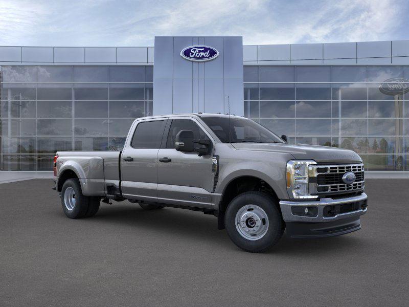 new 2025 Ford F-350 car, priced at $74,365