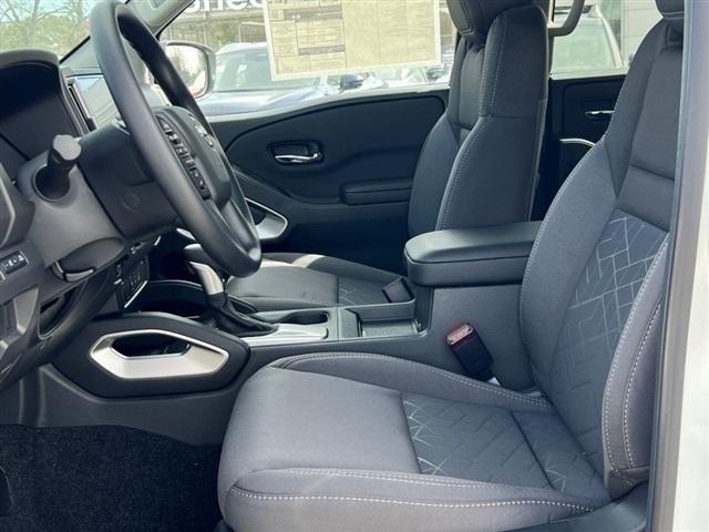 new 2025 Nissan Frontier car, priced at $35,641