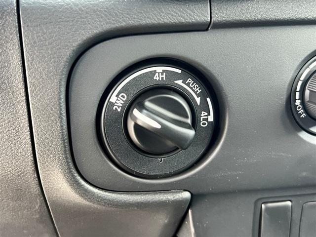 new 2025 Nissan Frontier car, priced at $39,705