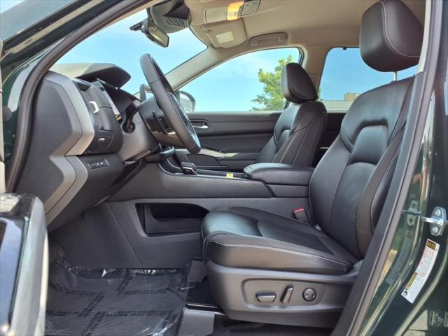 used 2024 Nissan Pathfinder car, priced at $39,300