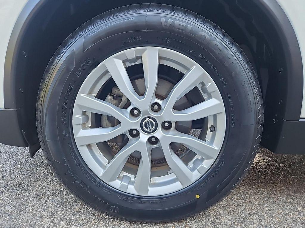 used 2019 Nissan Rogue car, priced at $14,285