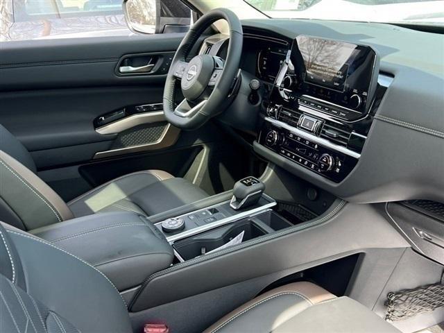 new 2025 Nissan Pathfinder car, priced at $46,765