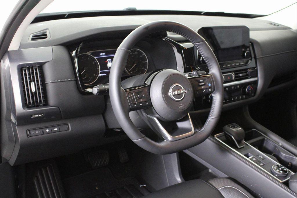 used 2024 Nissan Pathfinder car, priced at $41,000