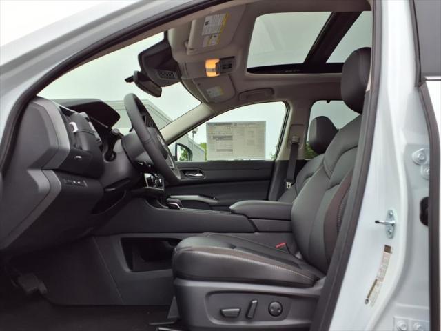new 2025 Nissan Pathfinder car, priced at $43,329