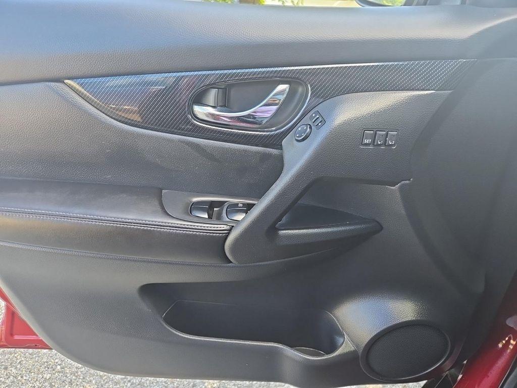 used 2019 Nissan Rogue car, priced at $15,972