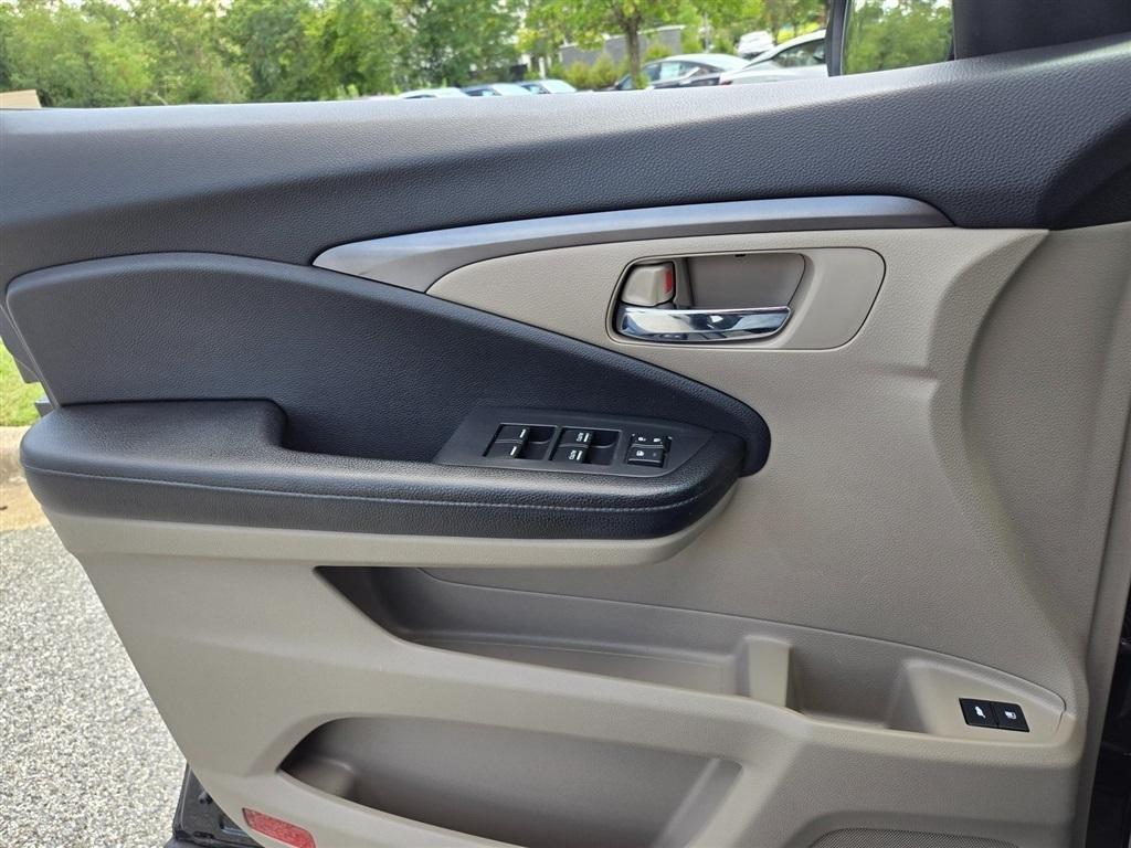 used 2016 Honda Pilot car, priced at $17,246