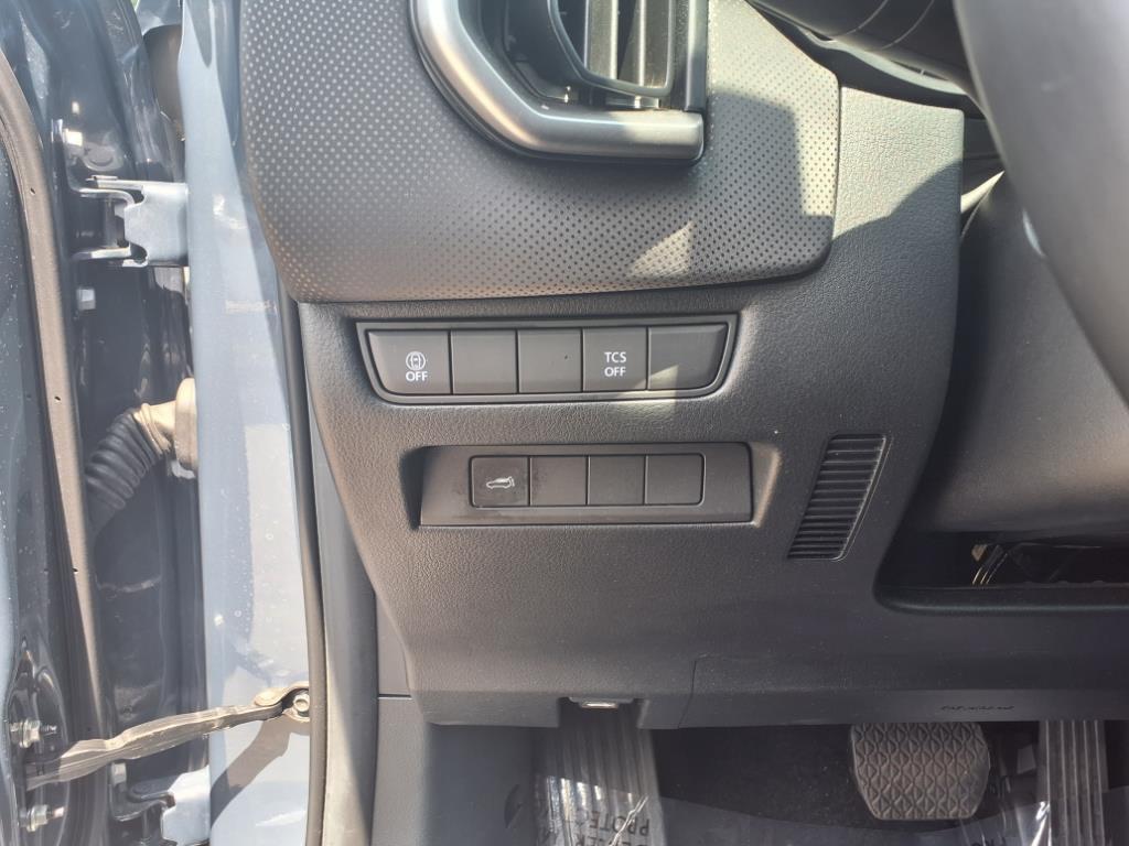 used 2024 Mazda CX-50 car, priced at $24,995