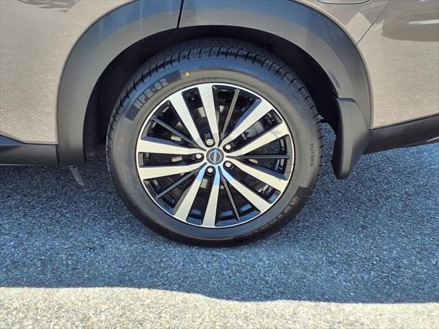 used 2023 Nissan Pathfinder car, priced at $38,550