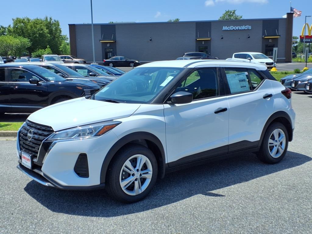 new 2025 Nissan Kicks car, priced at $23,850