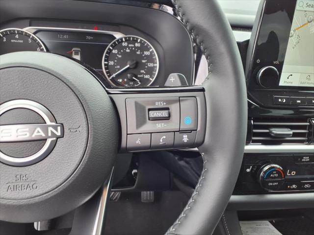 new 2025 Nissan Pathfinder car, priced at $42,931