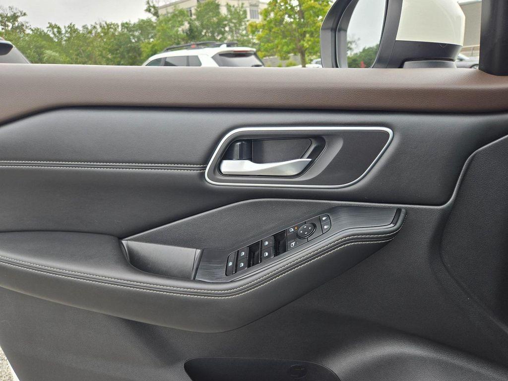 used 2021 Nissan Rogue car, priced at $22,436