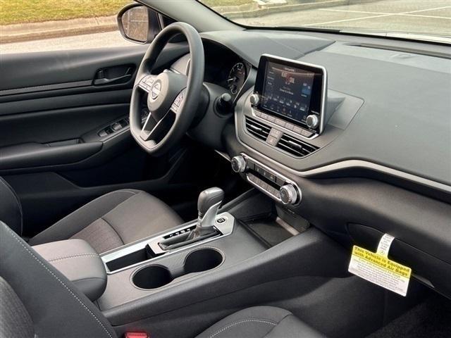 new 2025 Nissan Altima car, priced at $24,225