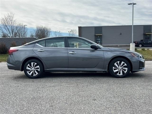 new 2025 Nissan Altima car, priced at $24,225