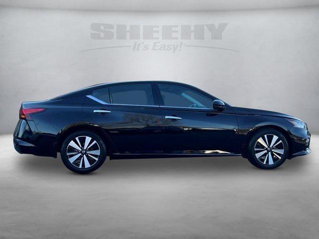 used 2022 Nissan Altima car, priced at $22,405