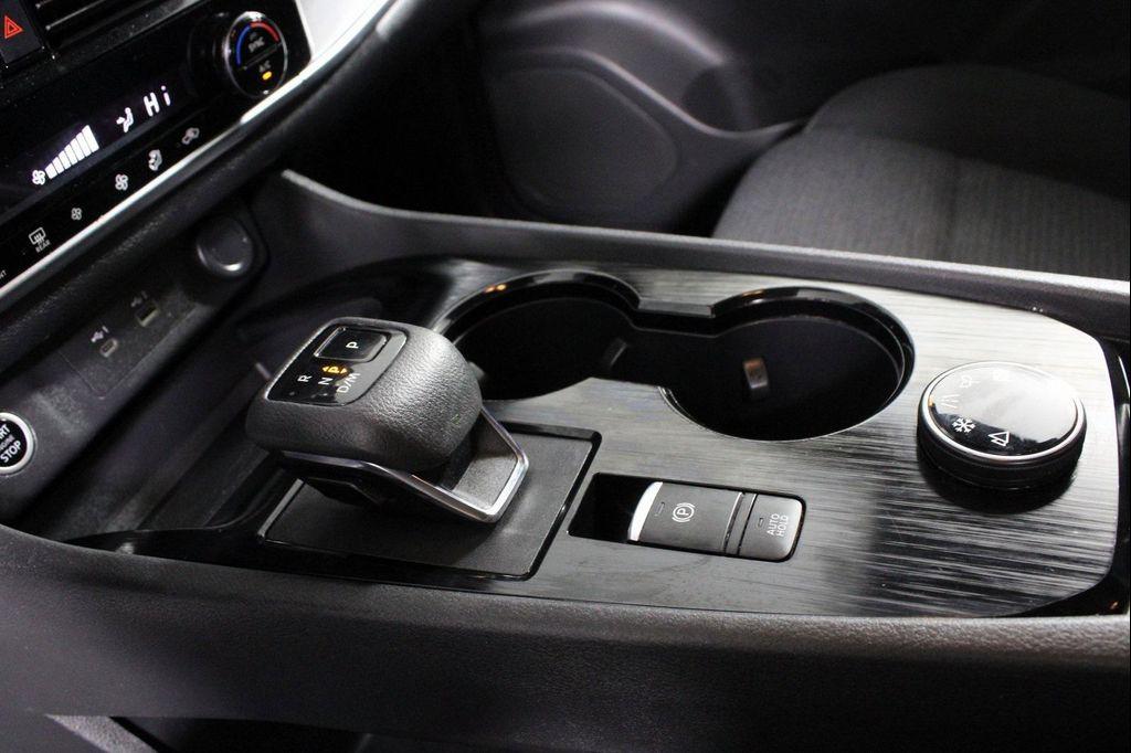 used 2021 Nissan Rogue car, priced at $16,684