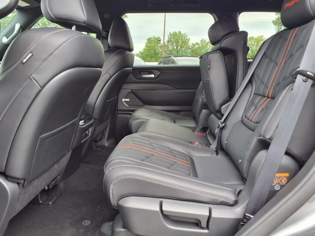 new 2025 Nissan Armada car, priced at $71,320