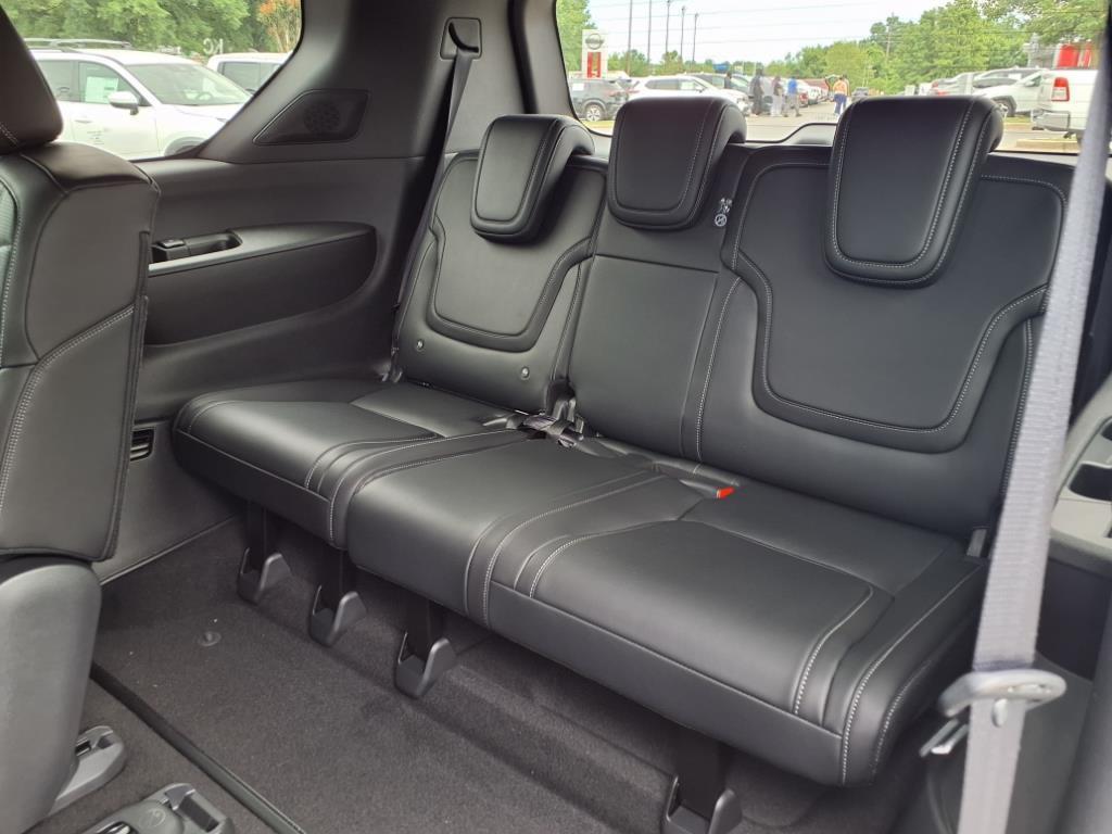 new 2025 Nissan Armada car, priced at $71,320