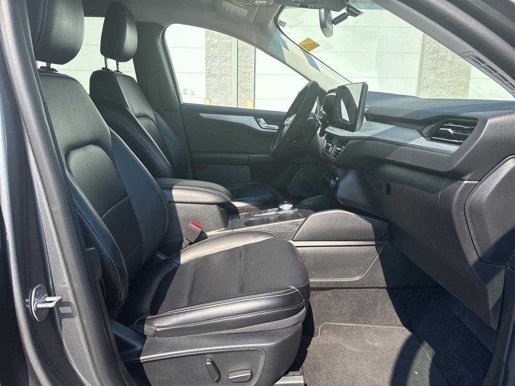 used 2024 Ford Escape car, priced at $28,900