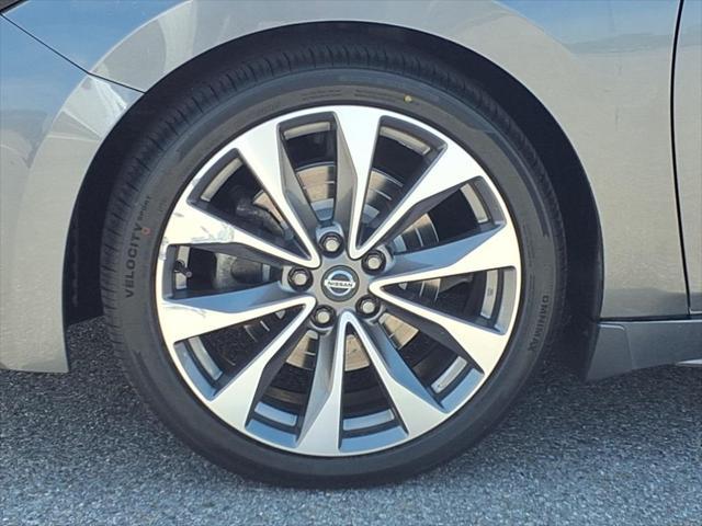 used 2022 Nissan Maxima car, priced at $29,595