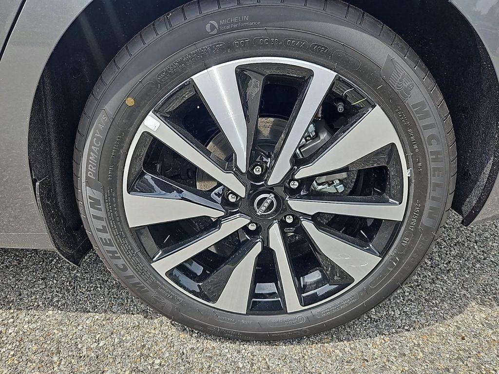 new 2025 Nissan Sentra car, priced at $24,155