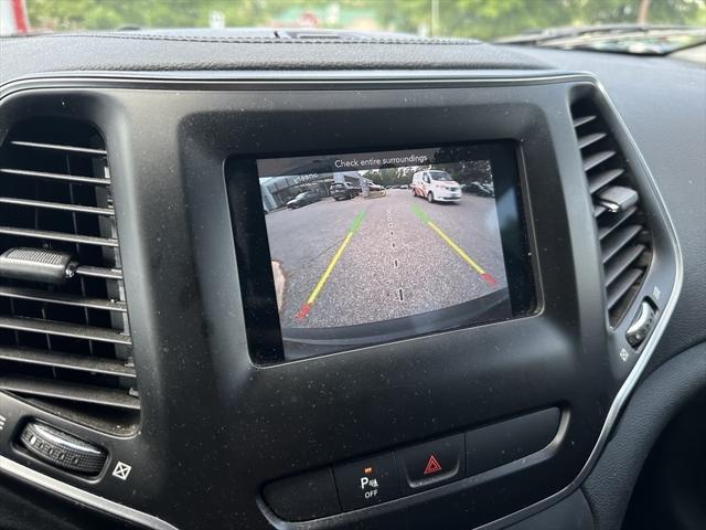used 2020 Jeep Cherokee car, priced at $18,593