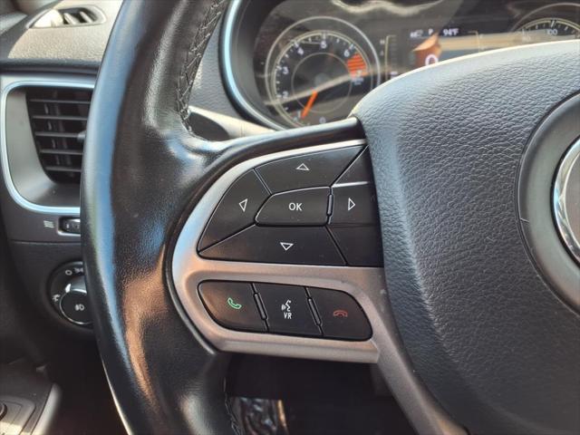 used 2020 Jeep Cherokee car, priced at $18,400